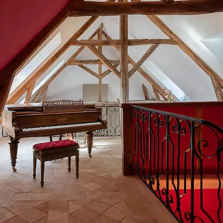 Holiday home La Clairiere De La Reine Hortense - Pierres D'histoire